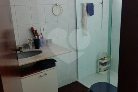 Sobrado à venda com 2 quartos, sendo 1 suíte, em Chácara Jafet, Mogi das Cruzes, SP