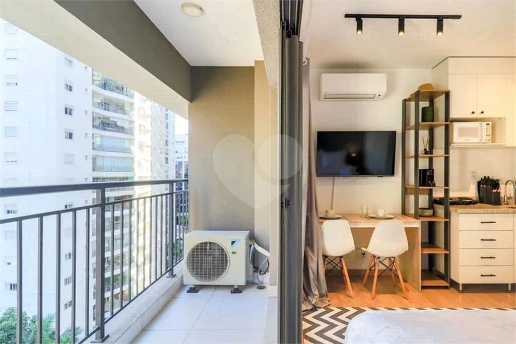 Apartamento à venda com 1 suíte em Indianópolis, São Paulo, SP