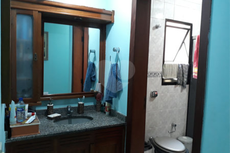 Sobrado à venda com 3 quartos, sendo 1 suíte,  em Jardim Oriental, São Paulo, SP