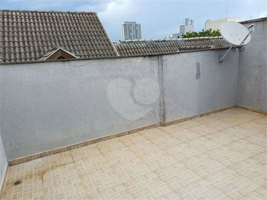 Casa à venda com 3 quartos, sendo 1 suíte, no condomínio Residencial Shekinah, São Paulo - SP