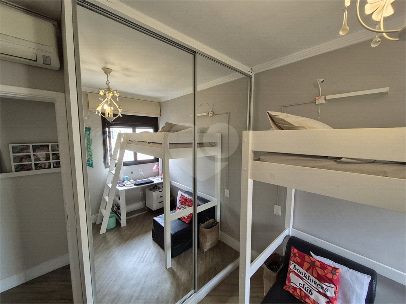 Cobertura à venda com 4 quartos, sendo 2 suítes, em Vila Hamburguesa, São Paulo, SP