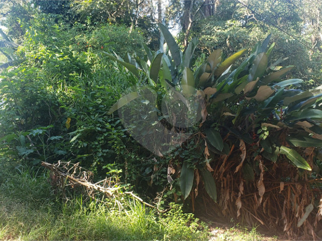 Terreno à venda no condomínio Alpes da Cantareira, Mairiporã - SP