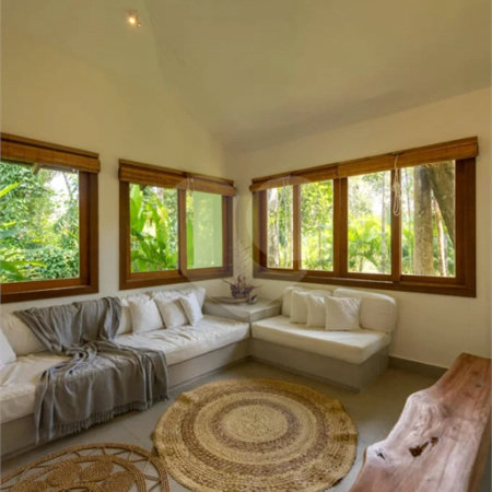 Casa à venda com 4 suítes, no Centro / Arraial D'ajuda, Porto Seguro, BA
