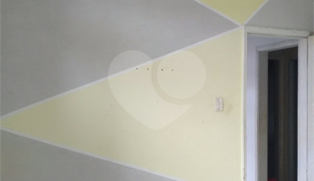 Apartamento à venda com 2 quartos em Marechal Hermes, Rio de Janeiro, RJ