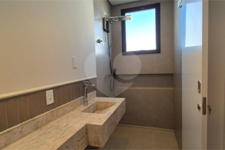 Casa à venda com 4 suítes no condomínio Portal San Giovanni, Itatiba - SP
