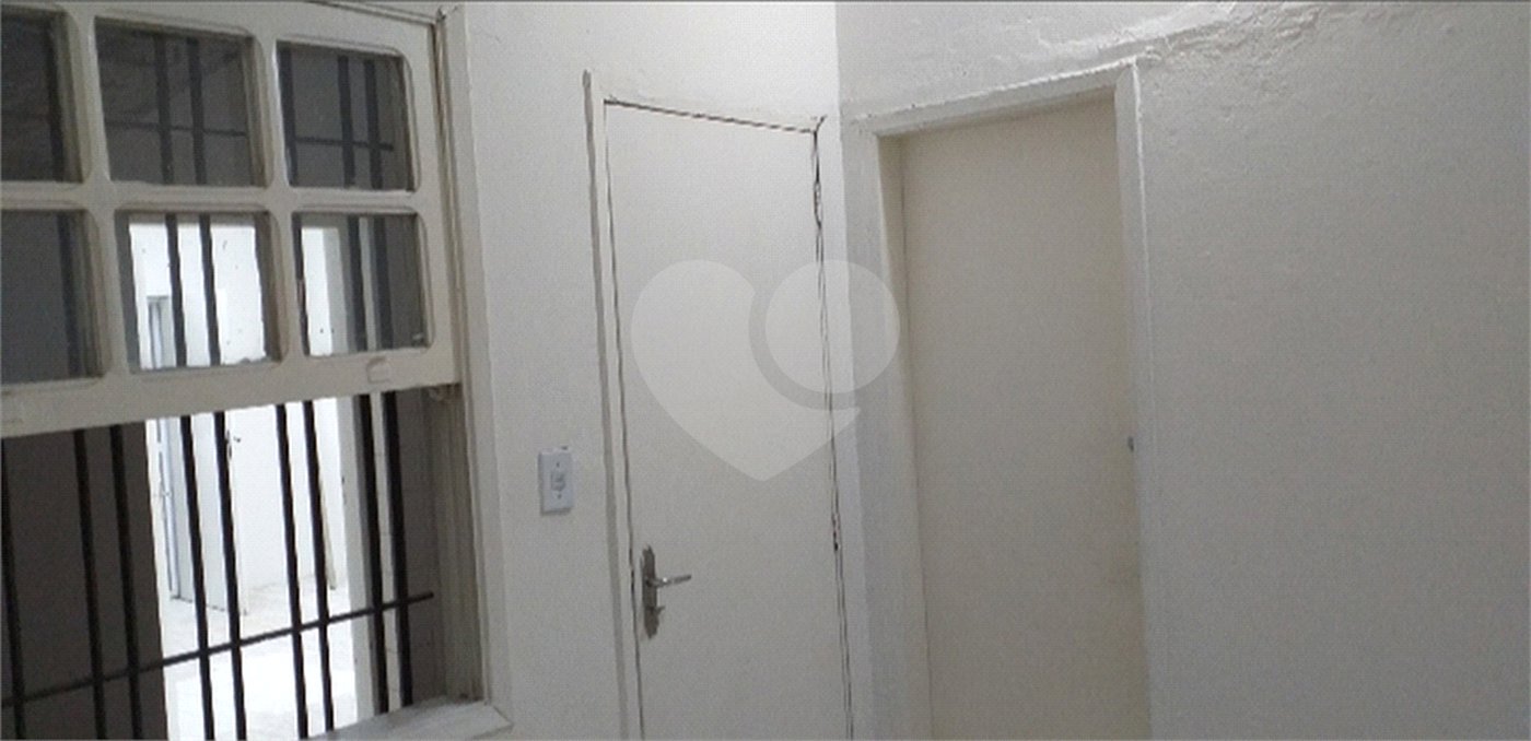 Sobrado à venda com 5 quartos, sendo 1 suíte, em Nova Piraju, São Paulo, SP
