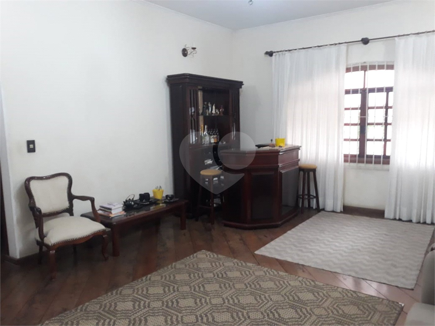 Sobrado à venda com 3 quartos, sendo 1 suíte, em Jardim Flórida, São Roque, SP