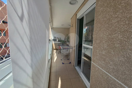 Apartamento à venda com 3 quartos, sendo 1 suíte, no Centro, São Roque, SP