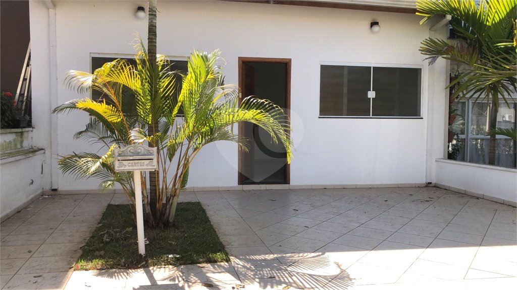 Casa à venda com 3 quartos, sendo 1 suíte, no condomínio Vista Verde, Indaiatuba - SP