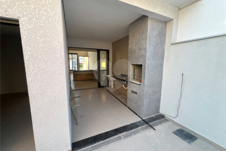 Casa à venda com 3 suítes no condomínio Horto Florestal Villagio, Sorocaba - SP