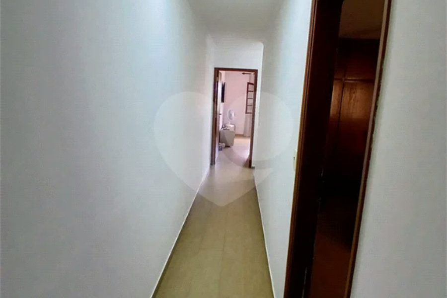 Sobrado à venda com 3 quartos, sendo 1 suíte,  em Tremembé, São Paulo, SP