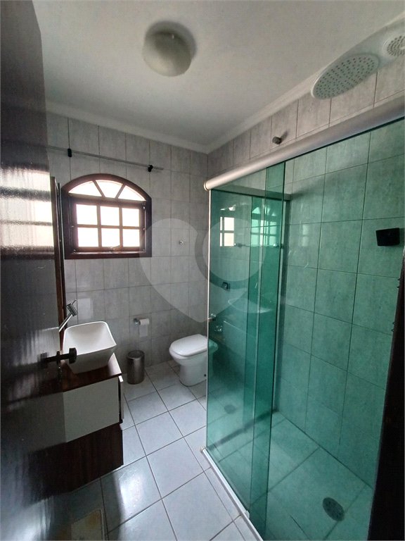 Sobrado à venda com 3 quartos, sendo 1 suíte,  em Jardim Pinheiros, São Paulo, SP