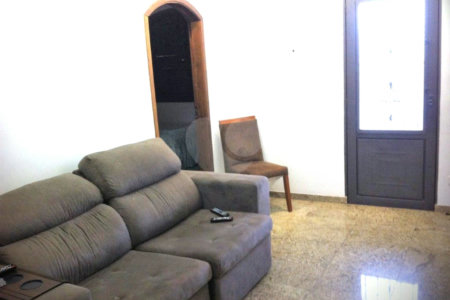 Excelente Sobrado à venda no Planalto - 5 Quartos/4 Suítes/2 Vagas na garagem