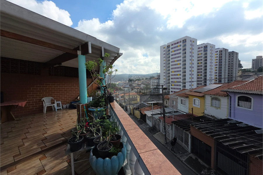Sobrado à venda com 4 quartos, sendo 2 suítes, em Vila Nova Cachoeirinha, São Paulo, SP