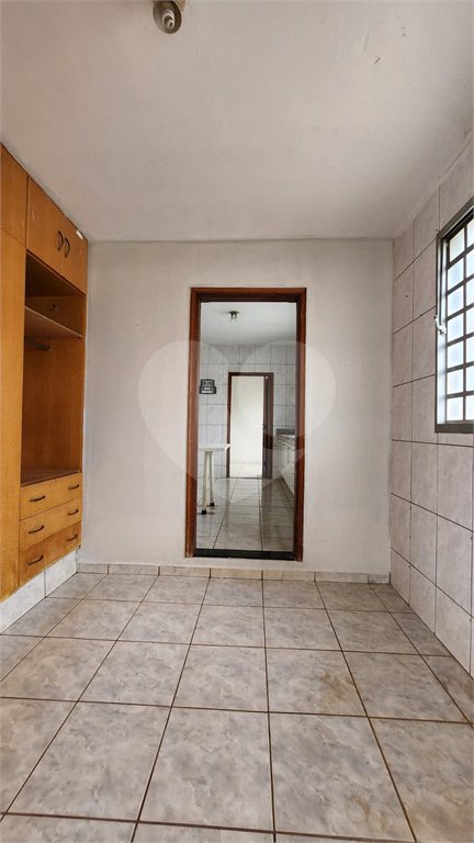 Casa à venda com 2 quartos, sendo 1 suíte, em Vila Suconasa, Araraquara, SP