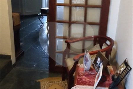 Sobrado à venda com 3 quartos, sendo 1 suíte, em Vila Matias, São Paulo, SP
