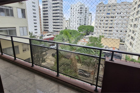 Apartamento à venda com 4 quartos, sendo 3 suítes, em Santa Cecília, São Paulo, SP