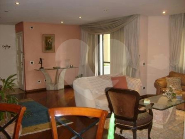 Apartamento à venda com 3 suítes em Santana, São Paulo, SP
