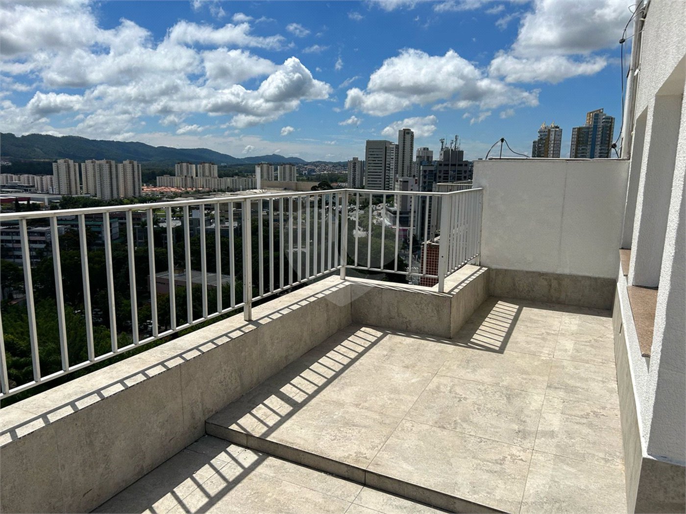 Apartamento à venda com 4 quartos, sendo 2 suítes, em Vila Partenio, Mogi das Cruzes, SP