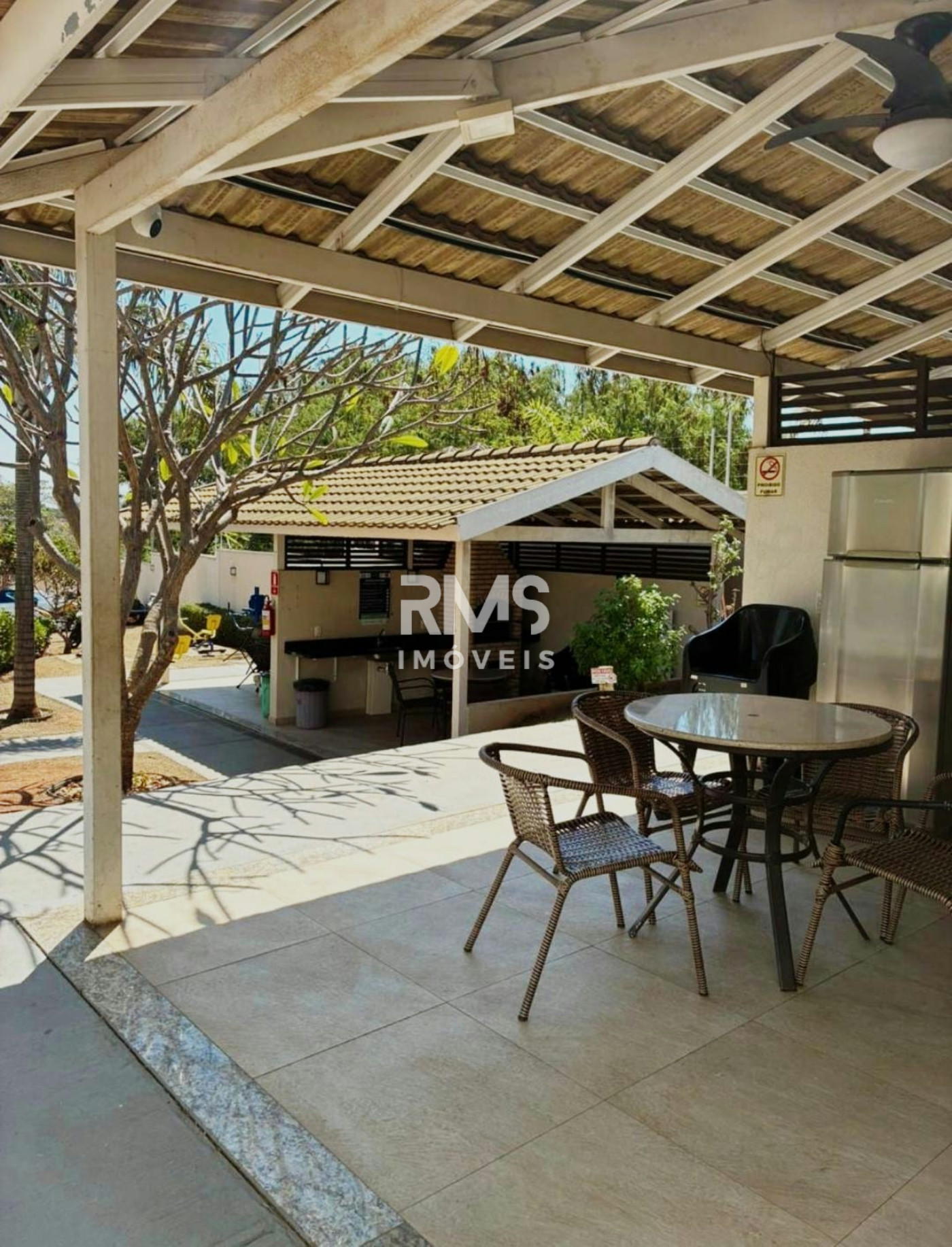 Apartamento à venda com 3 quartos, sendo 1 suíte, no condomínio Residencial Ilhas Mediterrâneo, Itu - SP