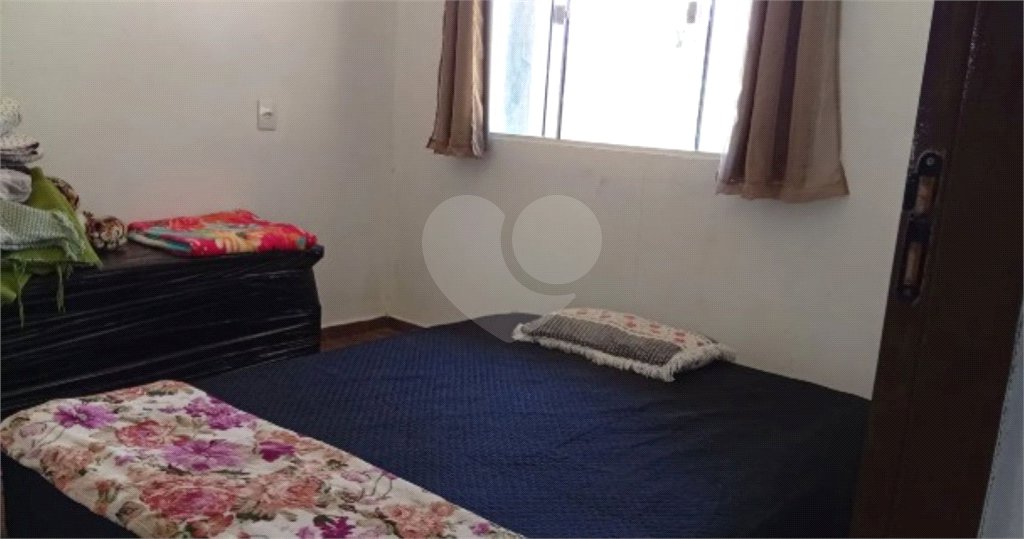 Chácara à venda com 4 quartos em Parque Maria Fernandes, São Paulo, SP