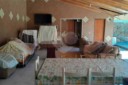 Casa à venda com 3 quartos, sendo 1 suíte, em Campo Grande, Rio de Janeiro, RJ