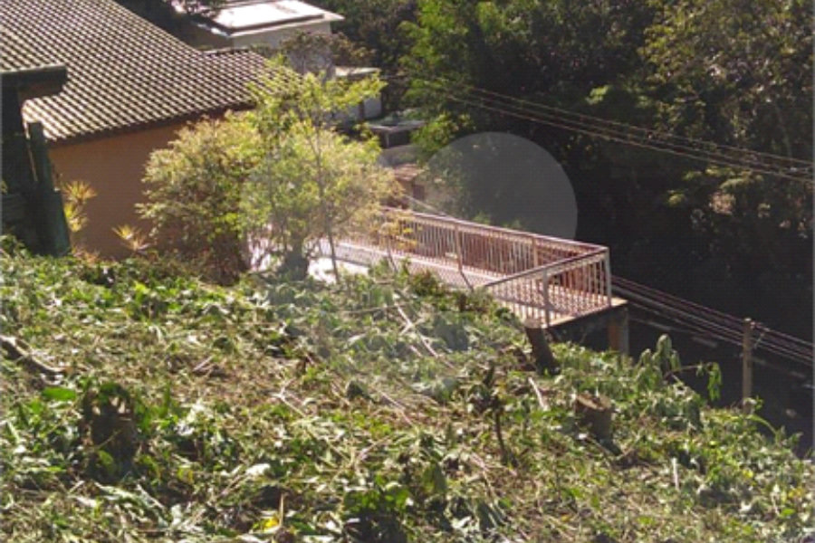 Terreno à venda no condomínio Parque Imperial da Cantareira, Mairiporã - SP