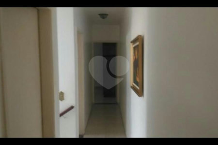 Sobrado à venda com 3 quartos em Jaguaré, São Paulo, SP