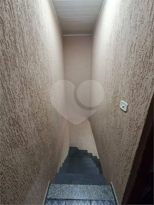 Casa à venda com 4 quartos, sendo 1 suíte,  em Vila Santa Maria, Guarulhos, SP