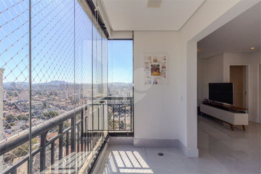 Apartamento à venda com 3 suítes em Vila Romana, São Paulo, SP
