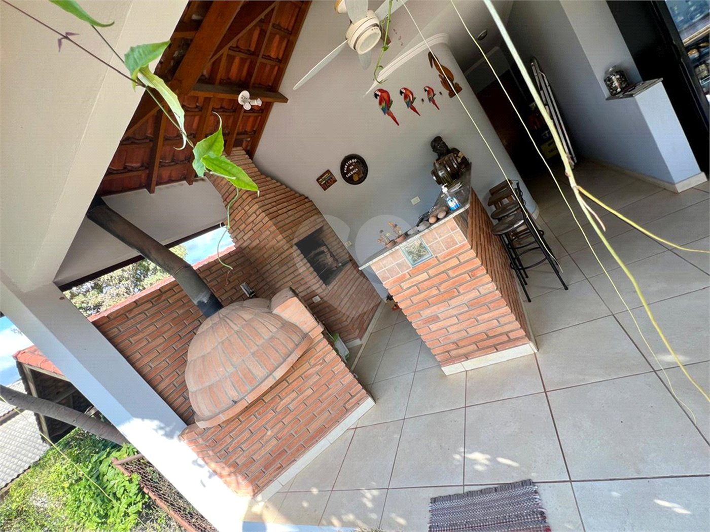 Casa à venda ou para alugar com 5 quartos, sendo 4 suítes, no condomínio Moradas São Luiz, Salto - SP