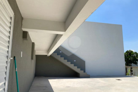 Casa à venda com 3 quartos, sendo 1 suíte,  no condomínio Monterey Ville, Mogi das Cruzes - SP