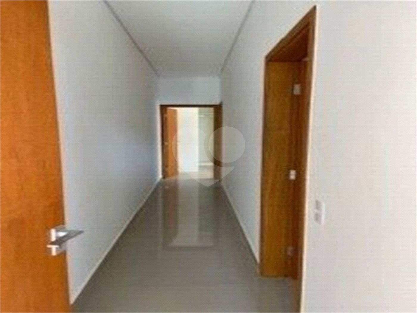 Casa à venda com 3 suítes no condomínio Residencial Viena, Indaiatuba - SP