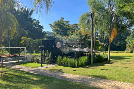Casa à venda com 4 quartos, sendo 3 suítes,  no condomínio Terras de Santa Teresa, Itupeva - SP