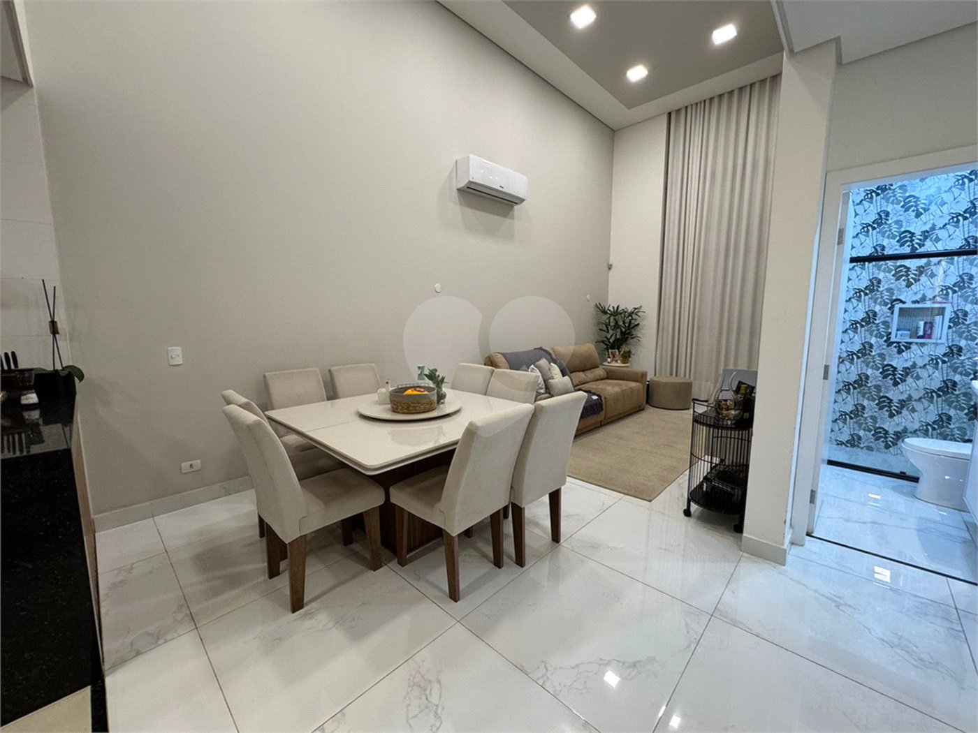 Casa à venda com 3 quartos, sendo 1 suíte, no condomínio Terras de São Francisco, Sorocaba - SP