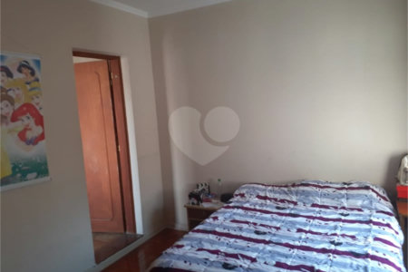 Sobrado à venda com 4 quartos, sendo 1 suíte,  em Jardim São Paulo(zona Norte), São Paulo, SP