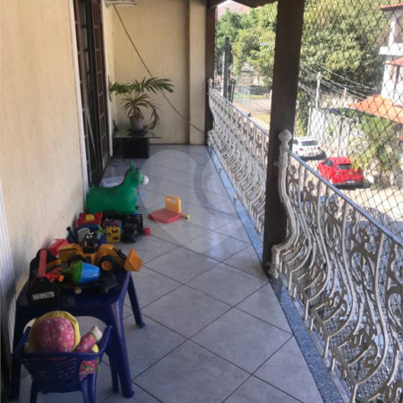 Triplex à venda com 4 quartos, sendo 1 suíte, em Campo Grande, Rio de Janeiro, RJ