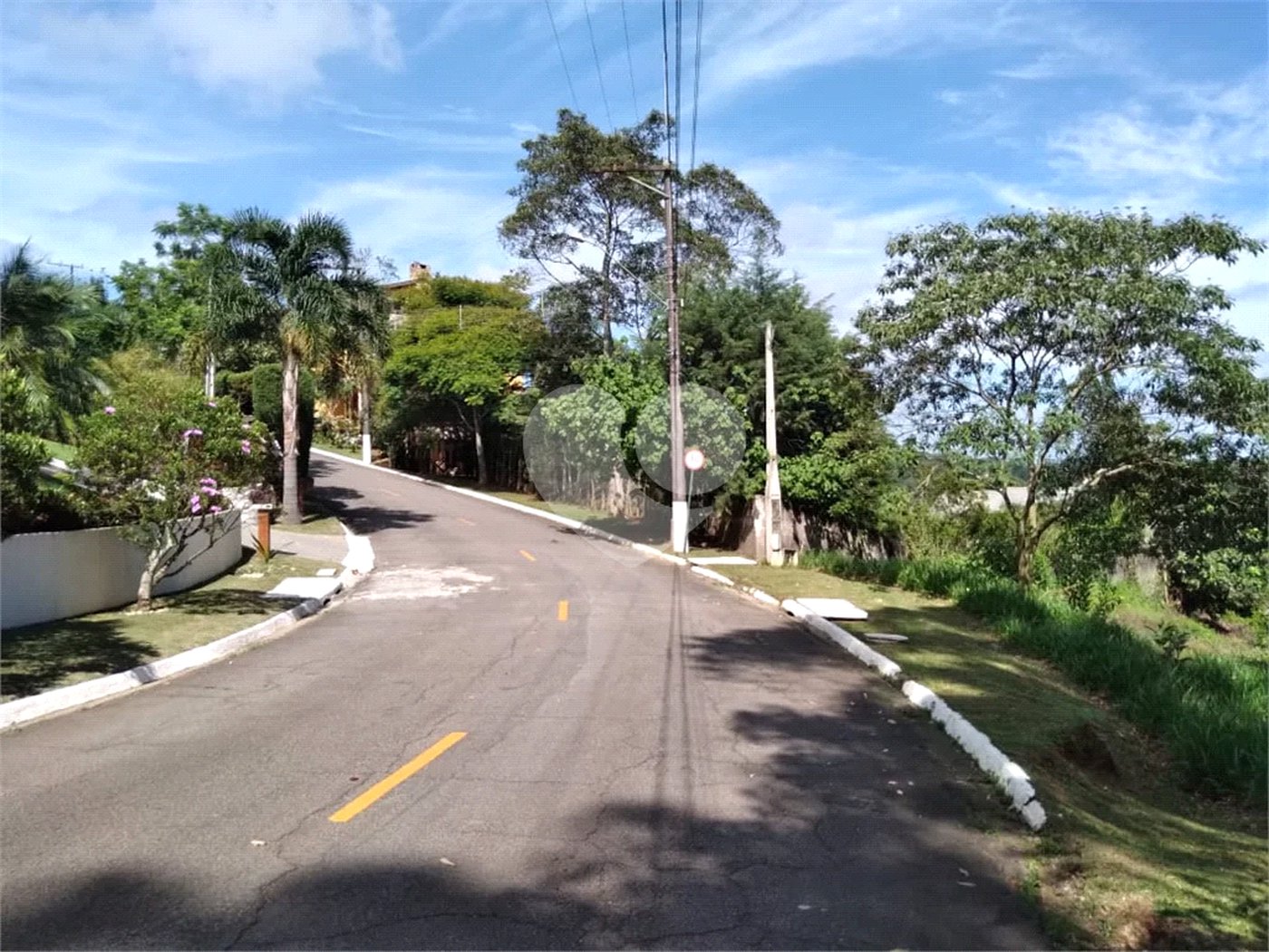 Terreno à venda no condomínio Suíça da Cantareira, Mairiporã - SP