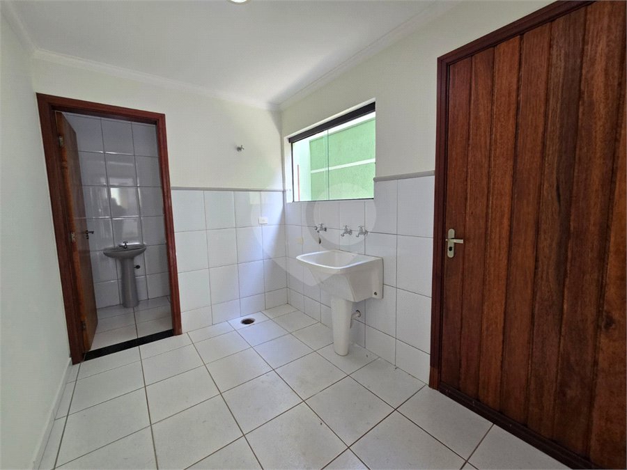 Casa para alugar com 4 quartos, sendo 3 suítes,  no condomínio Village Saint Claire, Sorocaba - SP