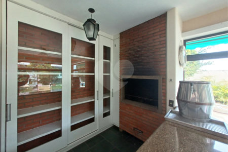 Casa à venda com 6 suítes no condomínio Portal da Raposo, Sorocaba - SP