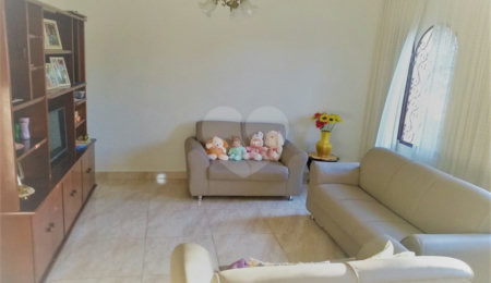 Sobrado à venda com 3 suítes em Tremembé, São Paulo, SP