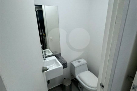 Casa à venda com 3 suítes no condomínio Brisa 1, Mogi das Cruzes - SP