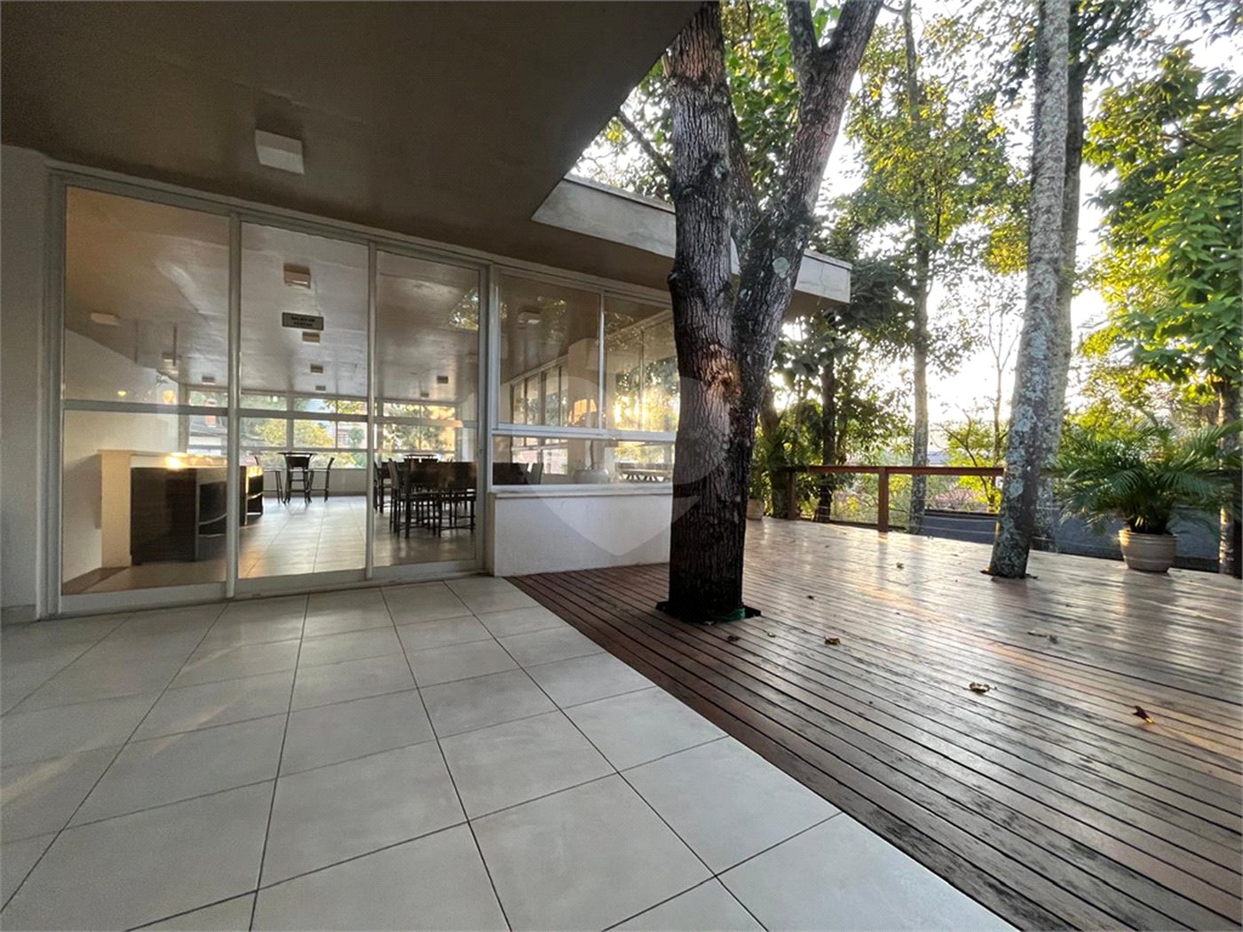 Casa à venda com 3 suítes no condomínio Domus, São Paulo - SP