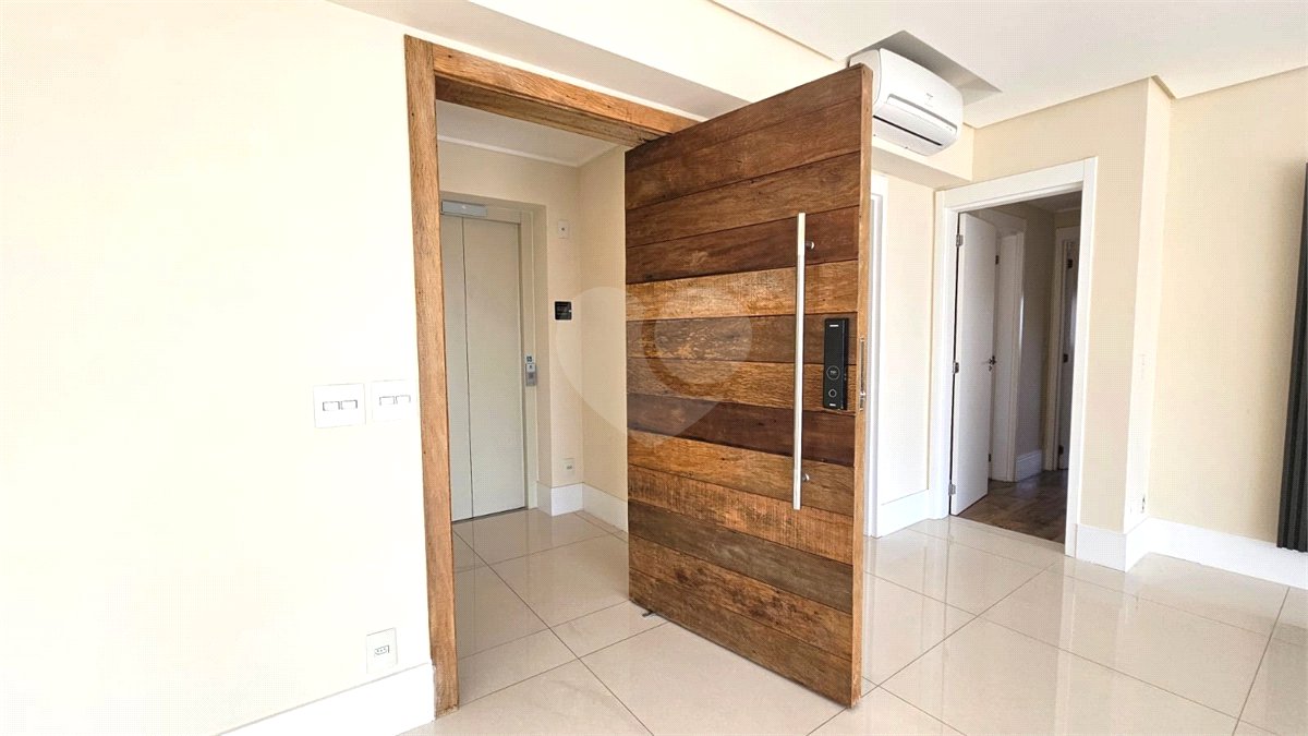 Apartamento à venda ou para alugar com 3 suítes em Chácara Santo Antônio, São Paulo, SP