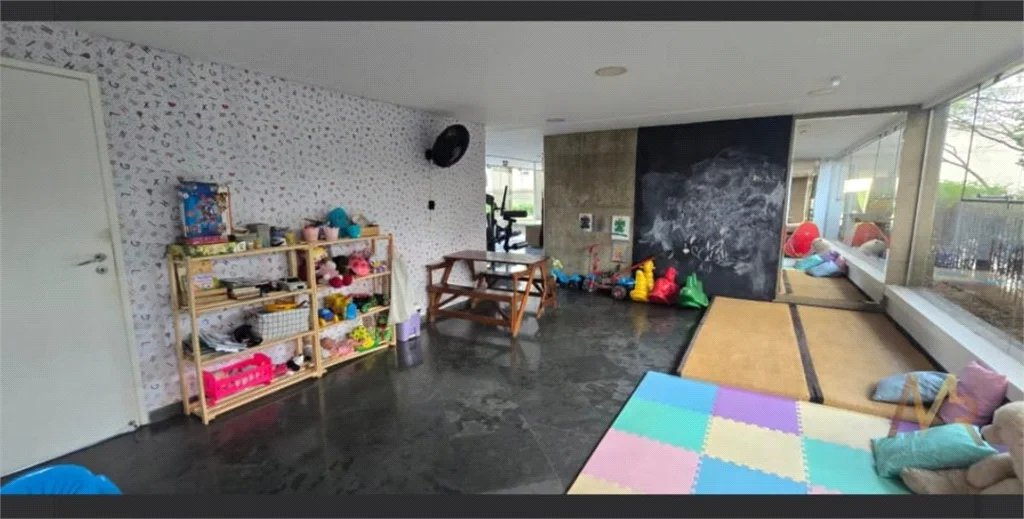 Apartamento à venda com 3 quartos, sendo 1 suíte,  em Paraíso do Morumbi, São Paulo, SP