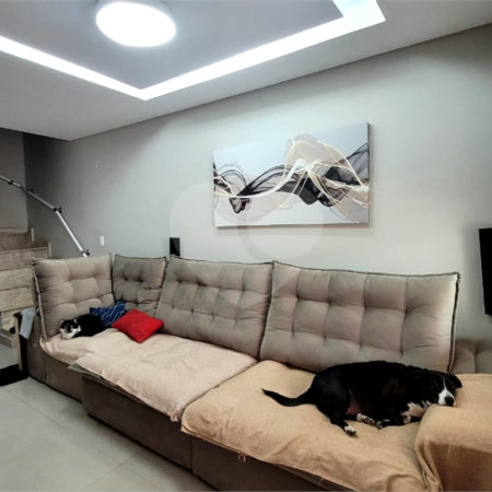 Sobrado à venda com 3 quartos, sendo 1 suíte, em Vila Nivi, São Paulo, SP