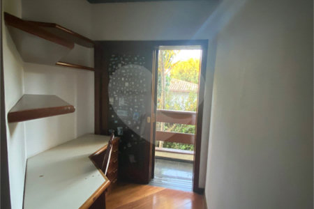 Casa à venda com 3 quartos, sendo 4 suítes,  no condomínio Estância Marambaia, Vinhedo - SP
