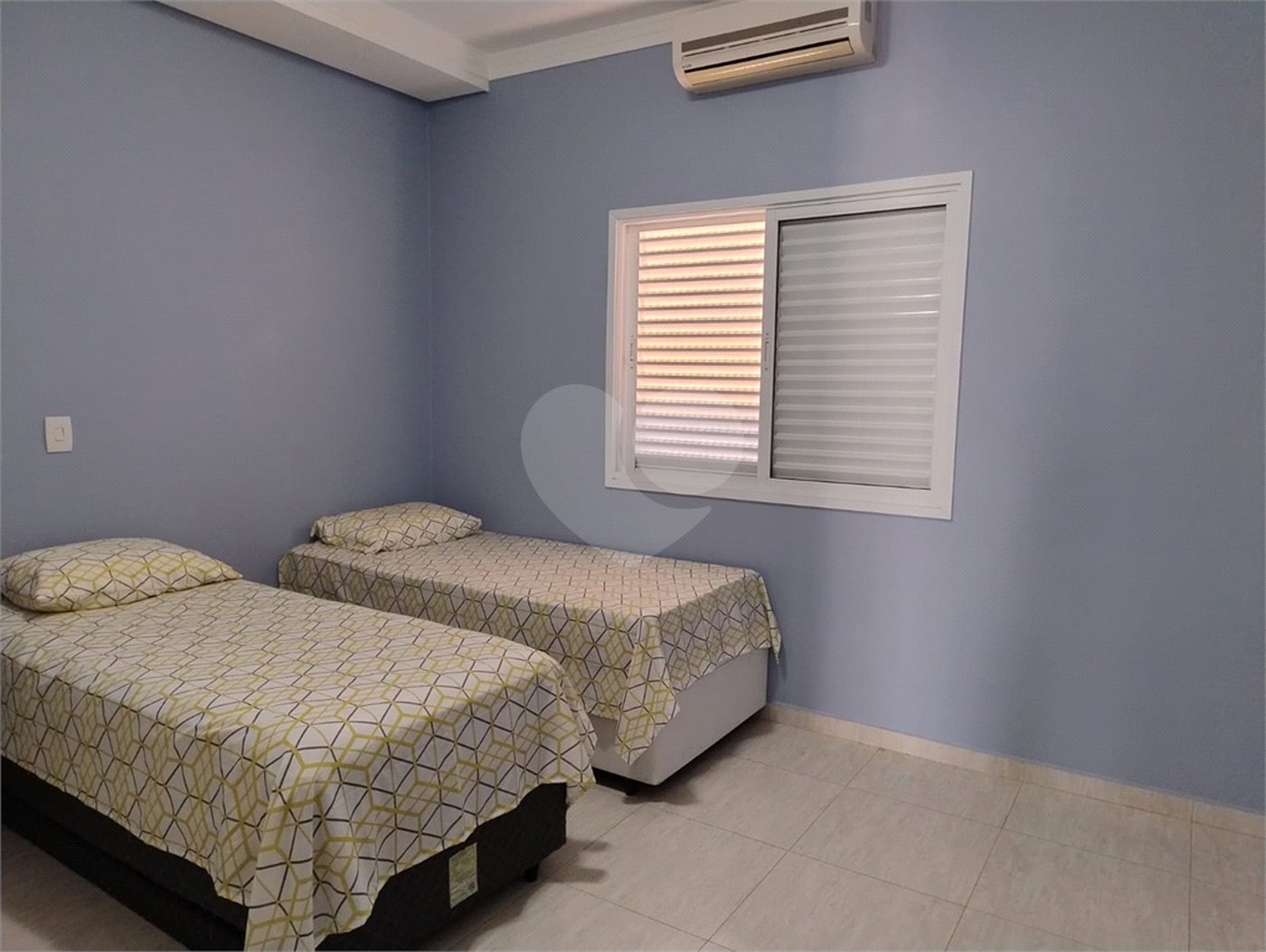 Casa à venda com 3 suítes no condomínio Jardim Maringá, Indaiatuba - SP