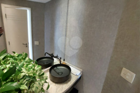 Apartamento à venda ou para alugar com 3 suítes em Perdizes, São Paulo, SP