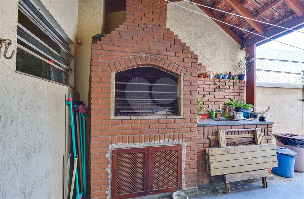 Sobrado à venda com 3 quartos, sendo 2 suítes, em Vila Mascote, São Paulo, SP
